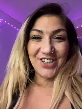 LittleMissEeve online show from 8, 3, 2025