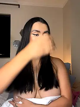 Snapshot of Samispank chatting on 4, 10, 2025 Samispank online show from 4, 10, 2025