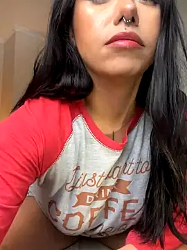 Snapshot of Samispank chatting on 18, 11, 2025 Samispank online show from 18, 11, 2025