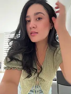 Nina lovi online show from 30, 6, 2026
