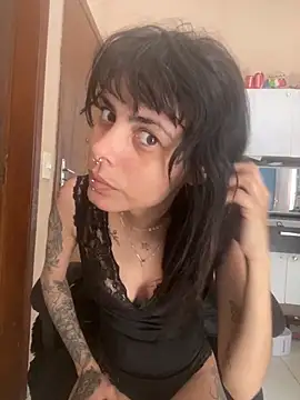 Snapshot of Sarah-safada chatting on 27, 11, 2025 Sarah-safada online show from 27, 11, 2025