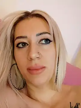 Snapshot of Fuck-Gina chatting on 6, 1, 2025 Fuck-Gina online show from 6, 1, 2025