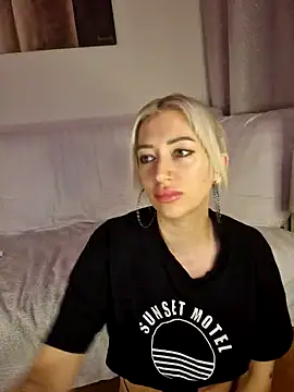 Snapshot of Fuck-Gina chatting on 23, 1, 2025 Fuck-Gina online show from 23, 1, 2025