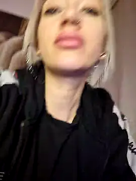 Snapshot of Fuck-Gina chatting on 28, 1, 2025 Fuck-Gina online show from 28, 1, 2025