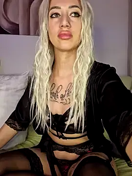 Snapshot of Fuck-Gina chatting on 30, 1, 2025 Fuck-Gina online show from 30, 1, 2025