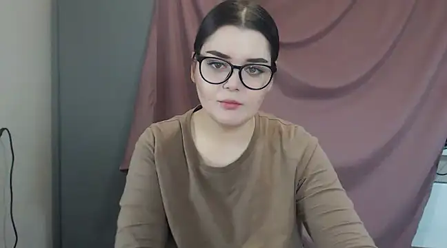 Snapshot of ohhhMie chatting on 11, 2, 2025 ohhhMie online show from 11, 2, 2025