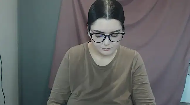 Snapshot of ohhhMie chatting on 15, 2, 2025 ohhhMie online show from 15, 2, 2025