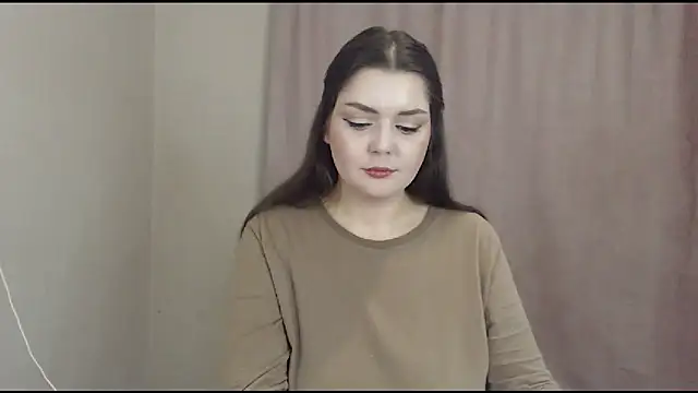 Snapshot of ohhhMie chatting on 28, 10, 2025 ohhhMie online show from 28, 10, 2025