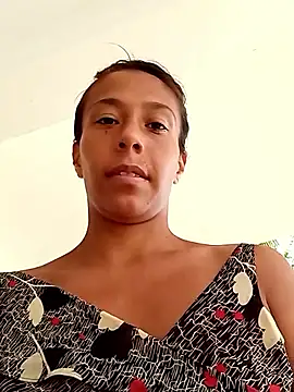 Snapshot of Luna-Natural chatting on 17, 9, 2025 Luna-Natural online show from 17, 9, 2025
