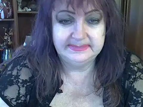 Snapshot of ElenaZed chatting on 2, 3, 2025 ElenaZed online show from 2, 3, 2025
