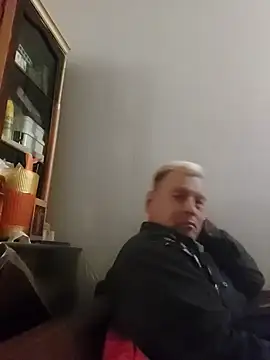 Snapshot of gayphotograper chatting on 28, 10, 2025 gayphotograper online show from 28, 10, 2025