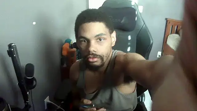 Snapshot of Neovergil0 chatting on 14, 10, 2025 Neovergil0 online show from 14, 10, 2025