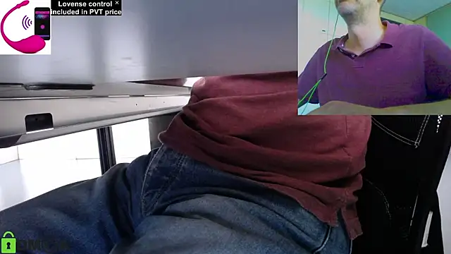 Snapshot of pliko chatting on 3, 6, 2026 pliko online show from 3, 6, 2026