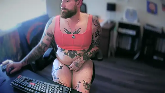 Snapshot of Taratushy chatting on 15, 2, 2025 Taratushy online show from 15, 2, 2025