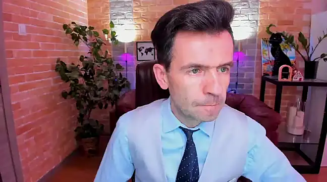 SteveTiger online show from 6, 3, 2025