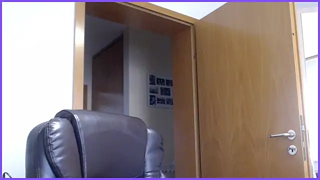 Sissygera online show from 28, 2, 2025