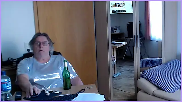 Sissygera online show from 25, 2, 2026