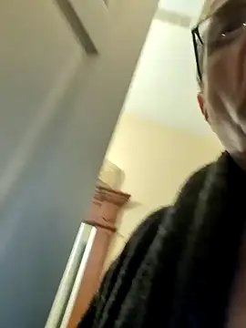 bobby69cock online show from 9, 2, 2025