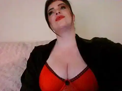 Snapshot of EmilyBlue chatting on 19, 12, 2024 EmilyBlue online show from 19, 12, 2024