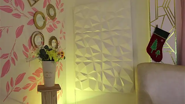 molly marmalade  online show from 8, 1, 2025