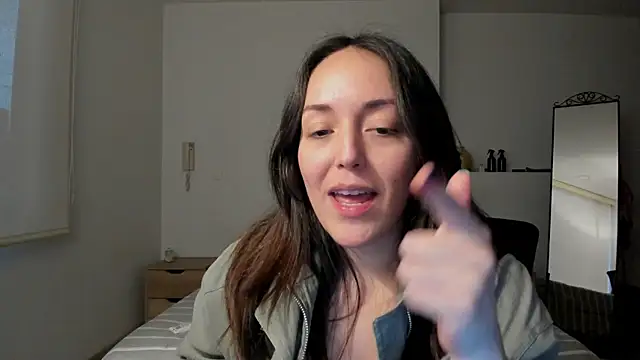 molly marmalade  online show from 15, 3, 2025