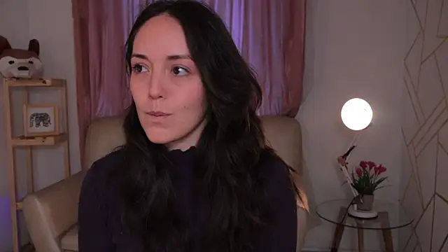 molly marmalade  online show from 13, 10, 2025