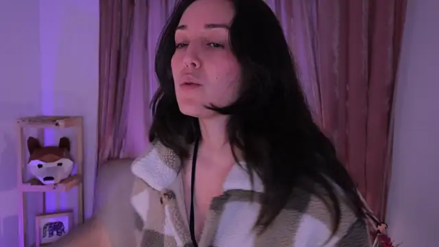 molly marmalade  online show from 6, 11, 2025