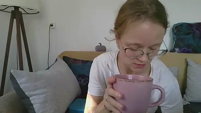 little-leni online show from 23, 10, 2025