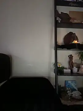 Amanita Bloom online show from 16, 4, 2026