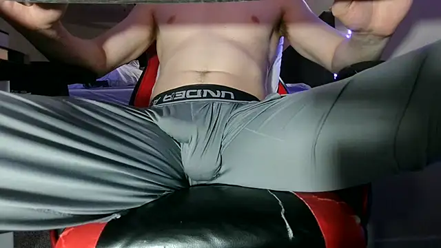 Snapshot of Dick_and_muscles chatting on 22, 12, 2025 Dick and muscles online show from 22, 12, 2025