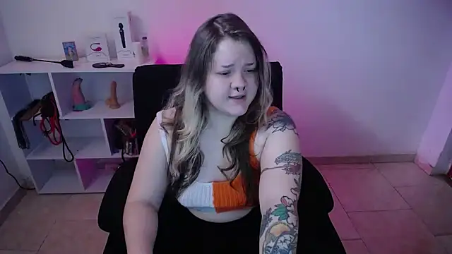 Snapshot of Bdsm_and_fries chatting on 9, 1, 2025 Bdsm and fries online show from 9, 1, 2025