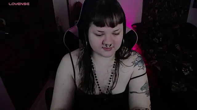 Snapshot of Bdsm_and_fries chatting on 23, 10, 2025 Bdsm and fries online show from 23, 10, 2025