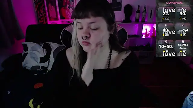 Snapshot of Bdsm_and_fries chatting on 18, 7, 2026 Bdsm and fries online show from 18, 7, 2026