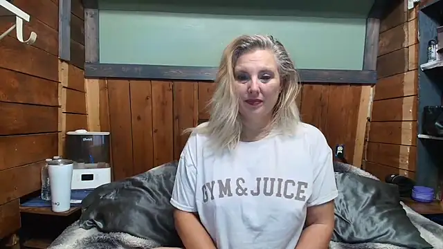 lisaxlovexxx online show from 20, 5, 2026