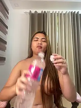 Snapshot of Bombshell_Ashy chatting on 9, 2, 2025 Bombshell Ashy online show from 9, 2, 2025