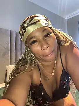 CurvyDesire1 online show from 27, 2, 2026