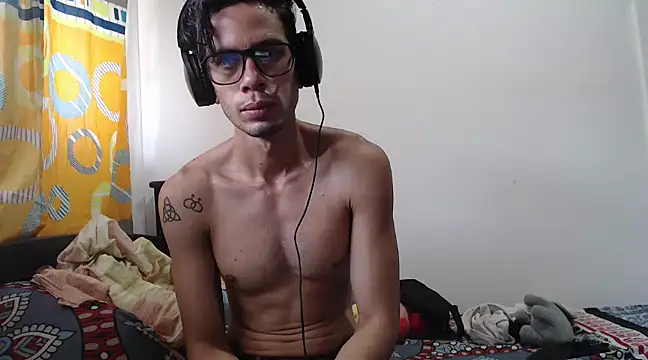 alisterxxx online show from 1, 2, 2025