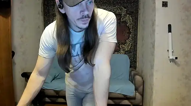 Snapshot of Marrymepls chatting on 2, 1, 2025 Marrymepls online show from 2, 1, 2025