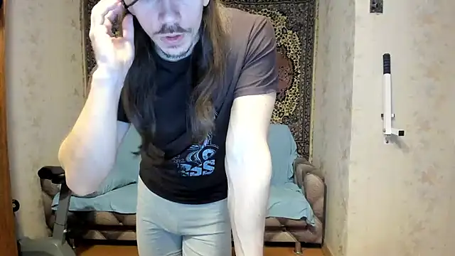 Snapshot of Marrymepls chatting on 5, 1, 2025 Marrymepls online show from 5, 1, 2025
