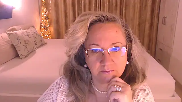 Raisshy online show from 12, 3, 2026