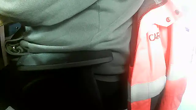 Snapshot of Cygnus58topchef chatting on 4, 11, 2025 Cygnus58topchef online show from 4, 11, 2025