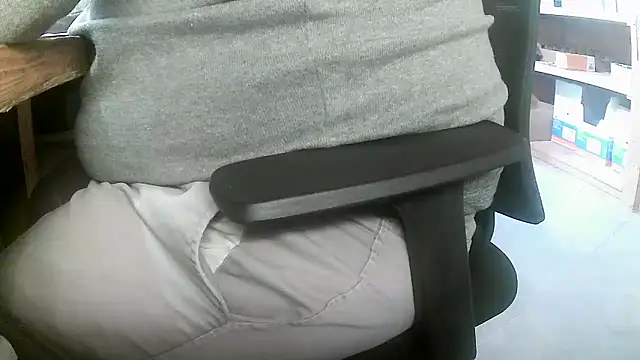 Snapshot of Cygnus58topchef chatting on 25, 11, 2025 Cygnus58topchef online show from 25, 11, 2025