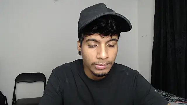 Snapshot of stevenosori chatting on 4, 11, 2025 stevenosori online show from 4, 11, 2025