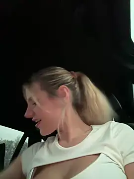 Snapshot of jasminesummer chatting on 21, 12, 2024 jasminesummer online show from 21, 12, 2024