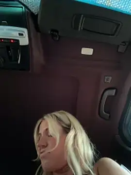 Snapshot of jasminesummer chatting on 4, 12, 2025 jasminesummer online show from 4, 12, 2025