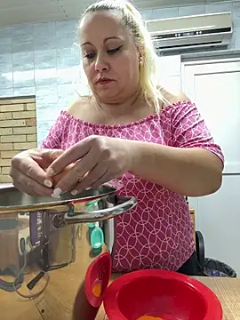 Snapshot of SabinaSweety chatting on 31, 1, 2025 SabinaSweety online show from 31, 1, 2025