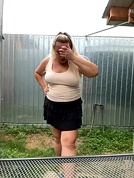 Snapshot of SabinaSweety chatting on 24, 9, 2025 SabinaSweety online show from 24, 9, 2025