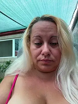 SabinaSweety online show from 18, 7, 2026