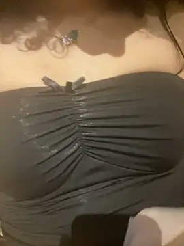 Snapshot of miaoberoi chatting on 6, 12, 2024 miaoberoi online show from 6, 12, 2024