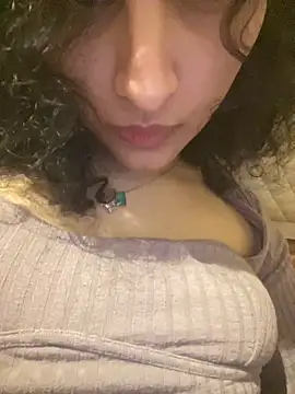 Snapshot of miaoberoi chatting on 13, 12, 2024 miaoberoi online show from 13, 12, 2024